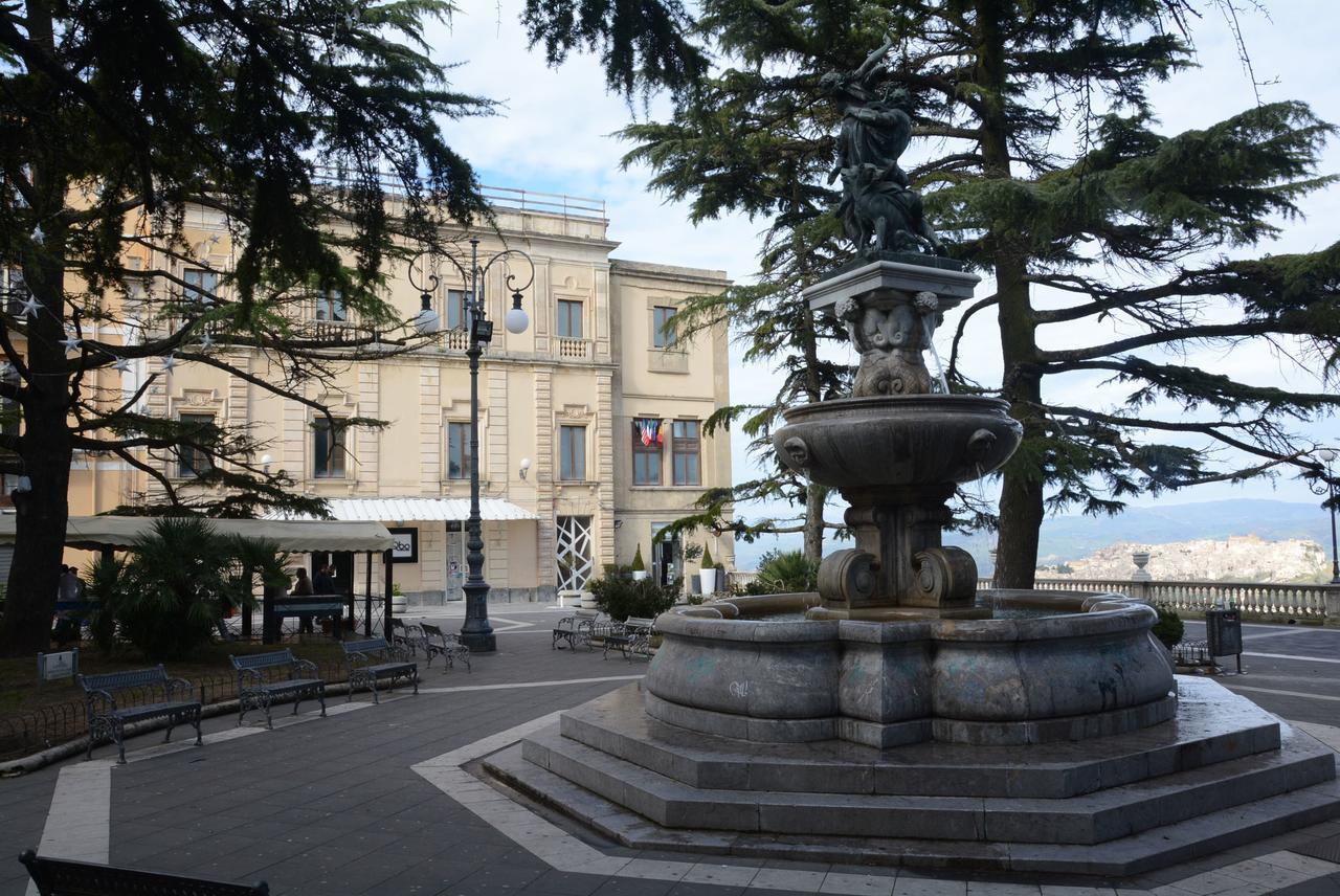 Una Casa Al Belvedere Enna Exterior foto